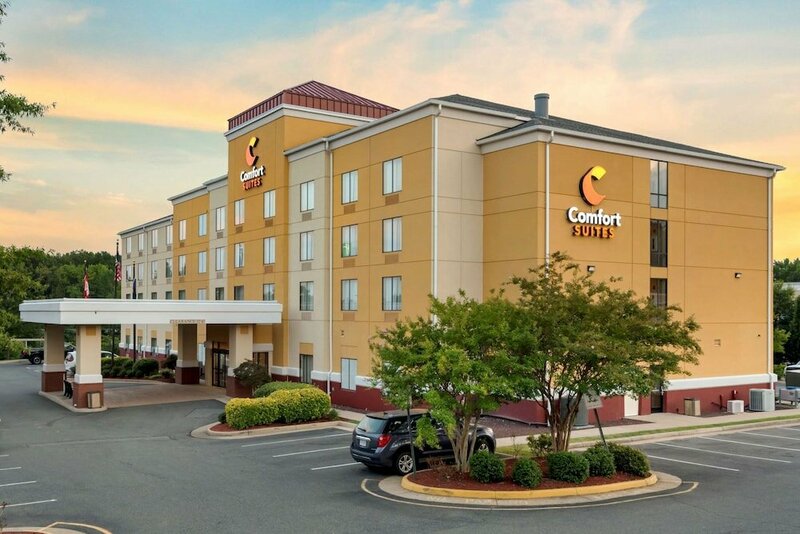 Гостиница Comfort Suites Fredericksburg North