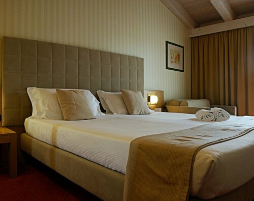 Гостиница Hotel Caesius Thermae & SPA Resort в Бардолине
