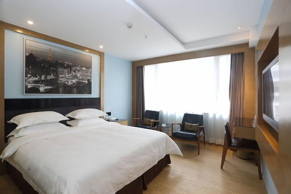 Фото Colour Inn Shenzhen Chunfeng Branch