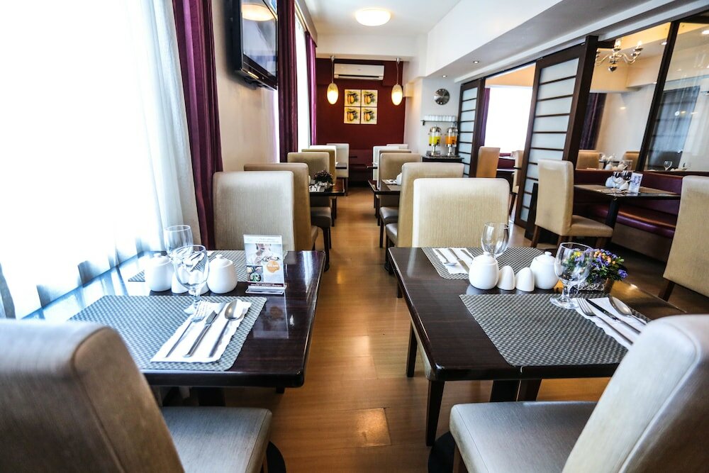 Фото The Malayan Plaza