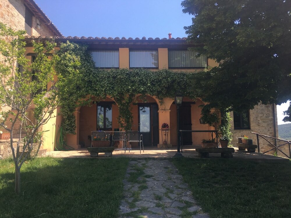 Фото Agriturismo Monte Petreto