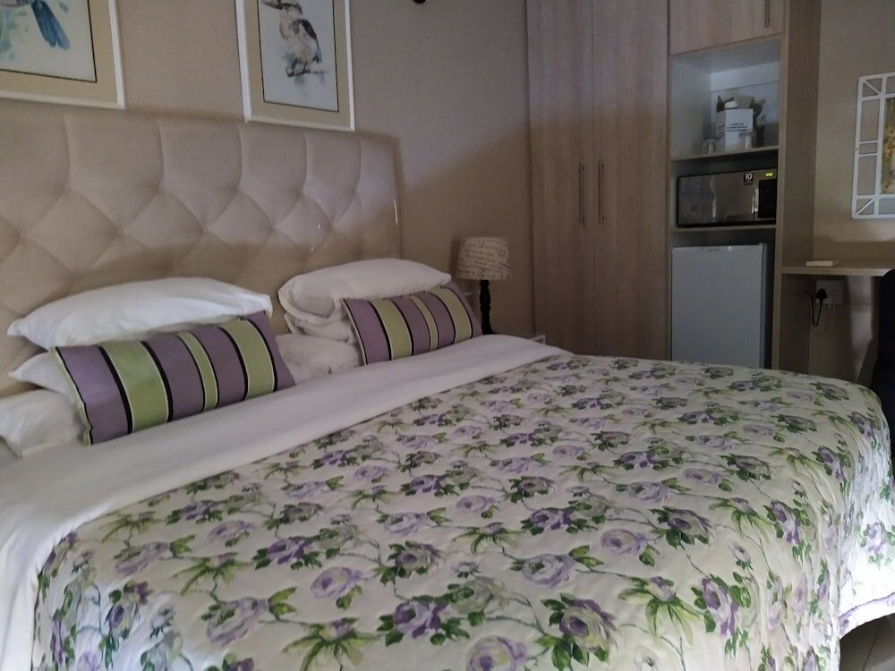 Фото Blue Diamond Lodge