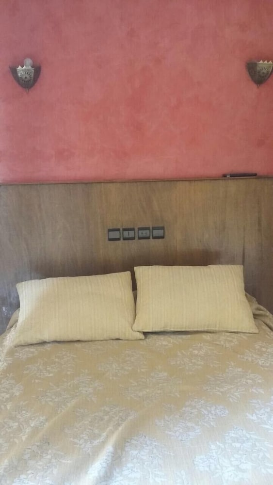 Фото Hôtel Farouk