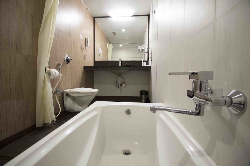 Фото Hotel Grand International