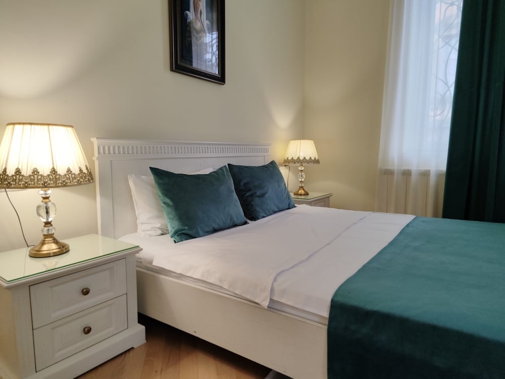 Фото Отель Crown