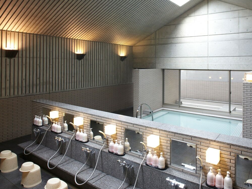 Фото Osaka Academia