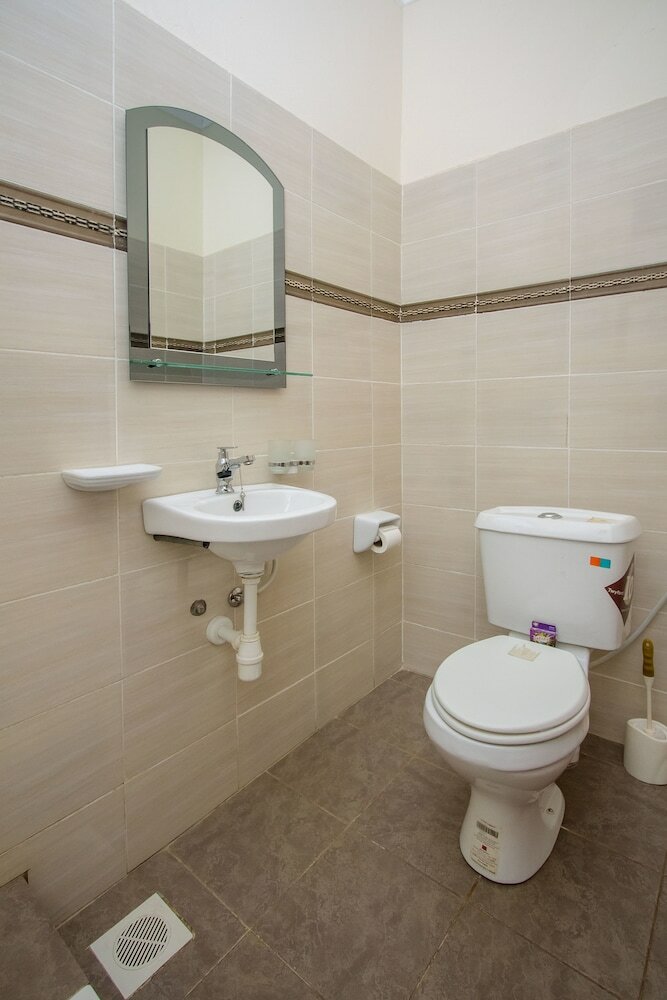 Фото Kanfi Hotel