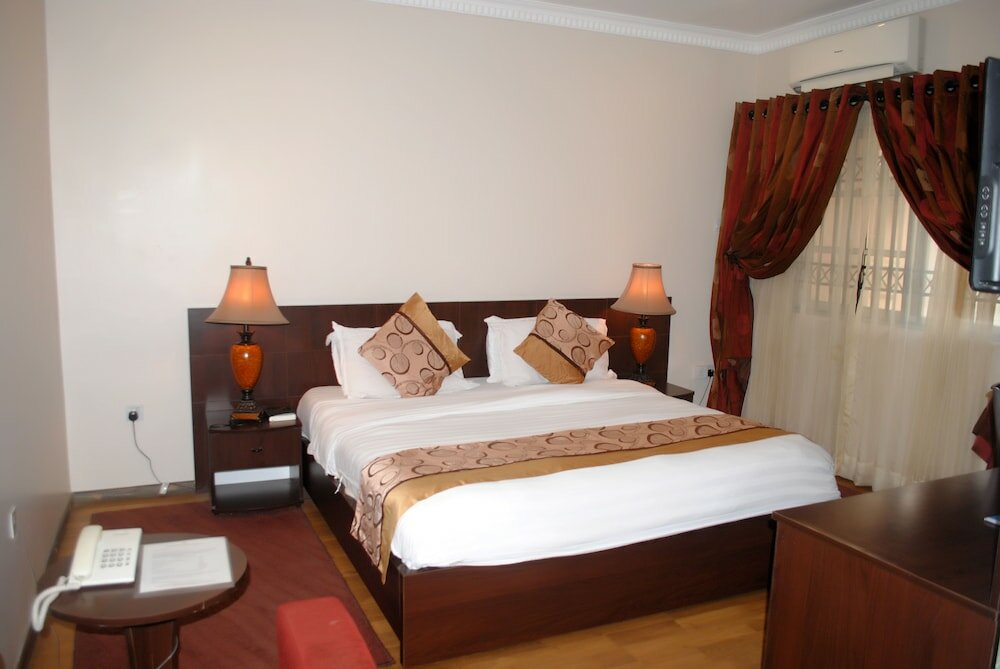 Фото Grand Inn & Suites