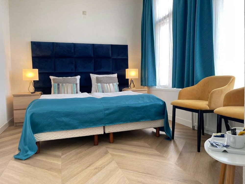 Фото Hotel van Oppen