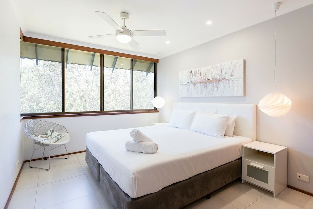 Фото Byron Pacific Apartments