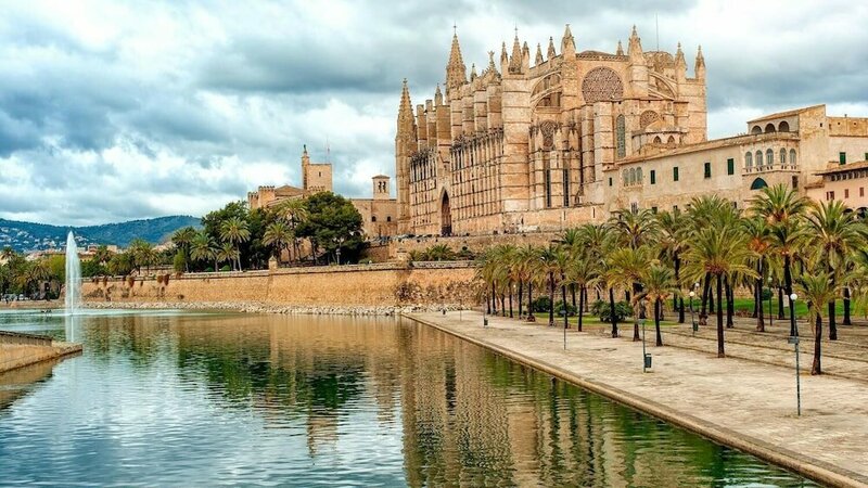 Гостиница Mallorca Suites - Turismo de Interior в Пальме