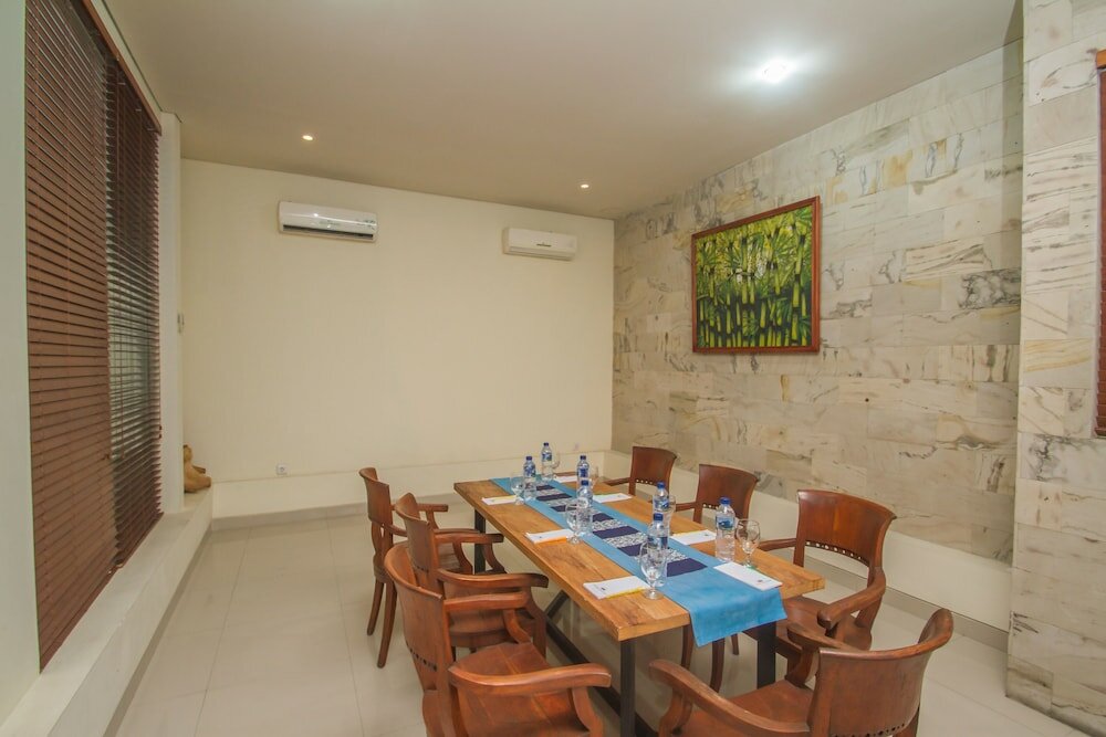 Фото Mahalaksmi Boutique Hotel