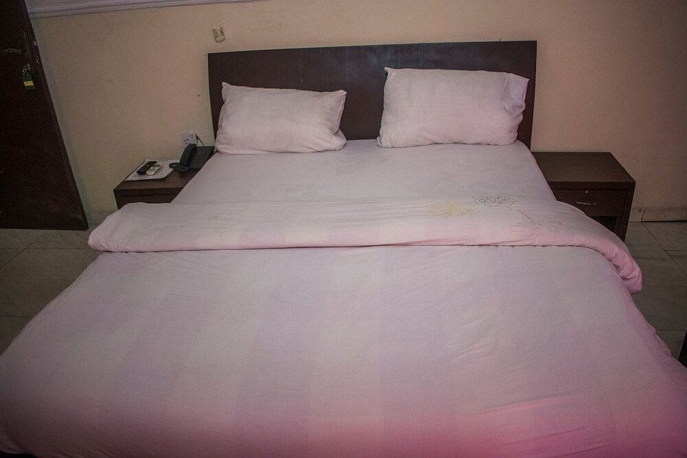 Фото Peerage Retreat and Resort