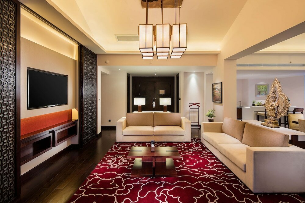 Фото Hilton Linzhi Resort