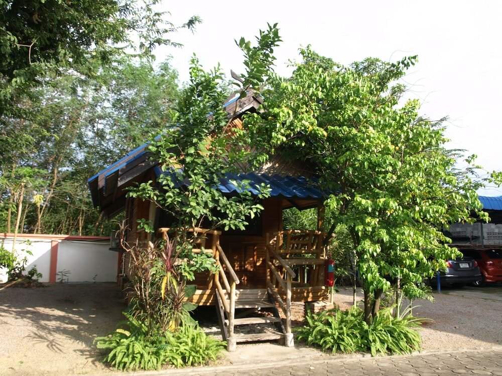 Фото Suandarbporn Resort Mae Sot