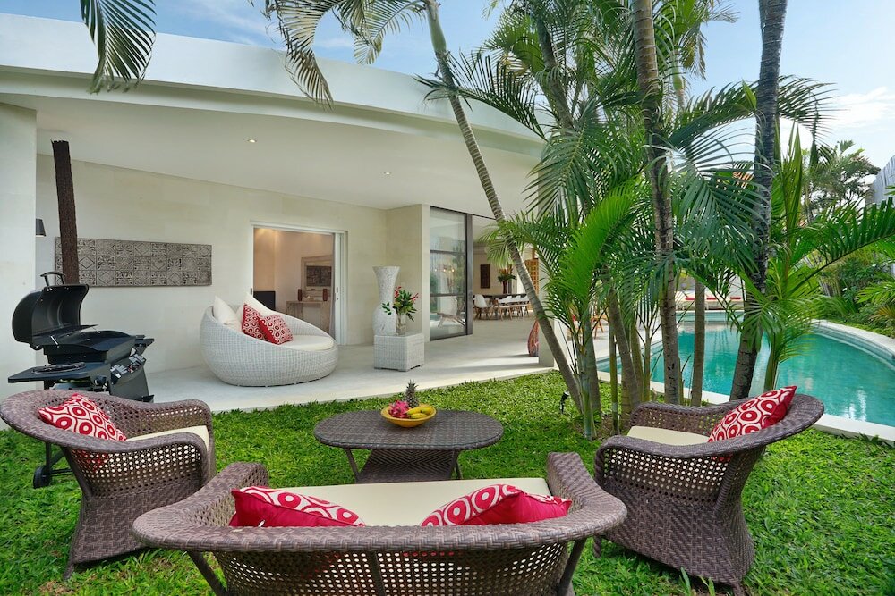 Фото Seminyak White Design Villa