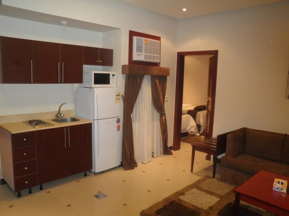 Фото AlMuhaidb Nadwaa Aparthotel