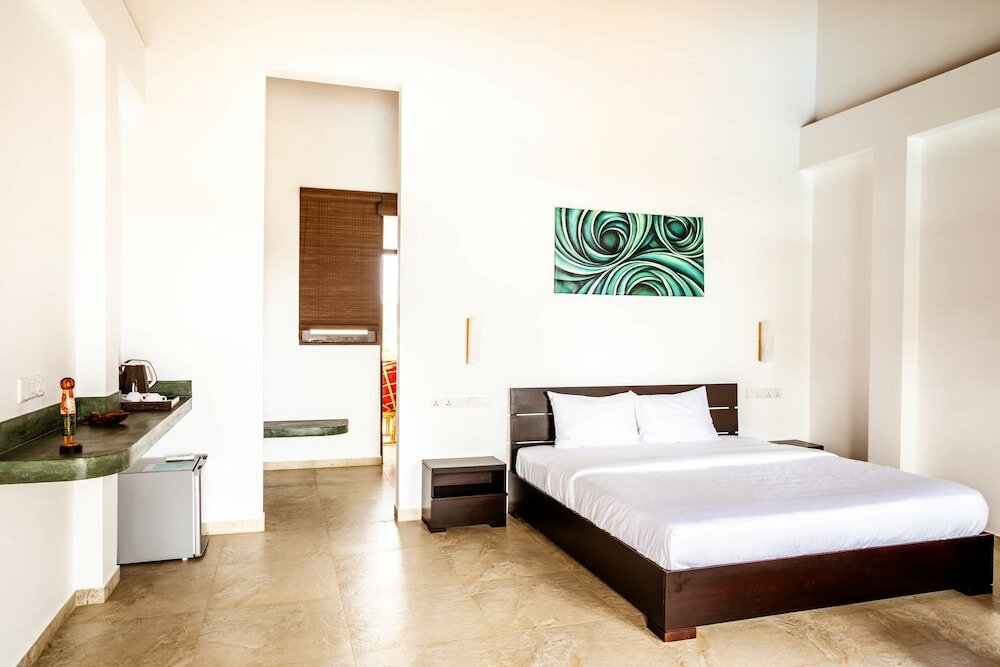 Фото Green Parrot Beach Resort