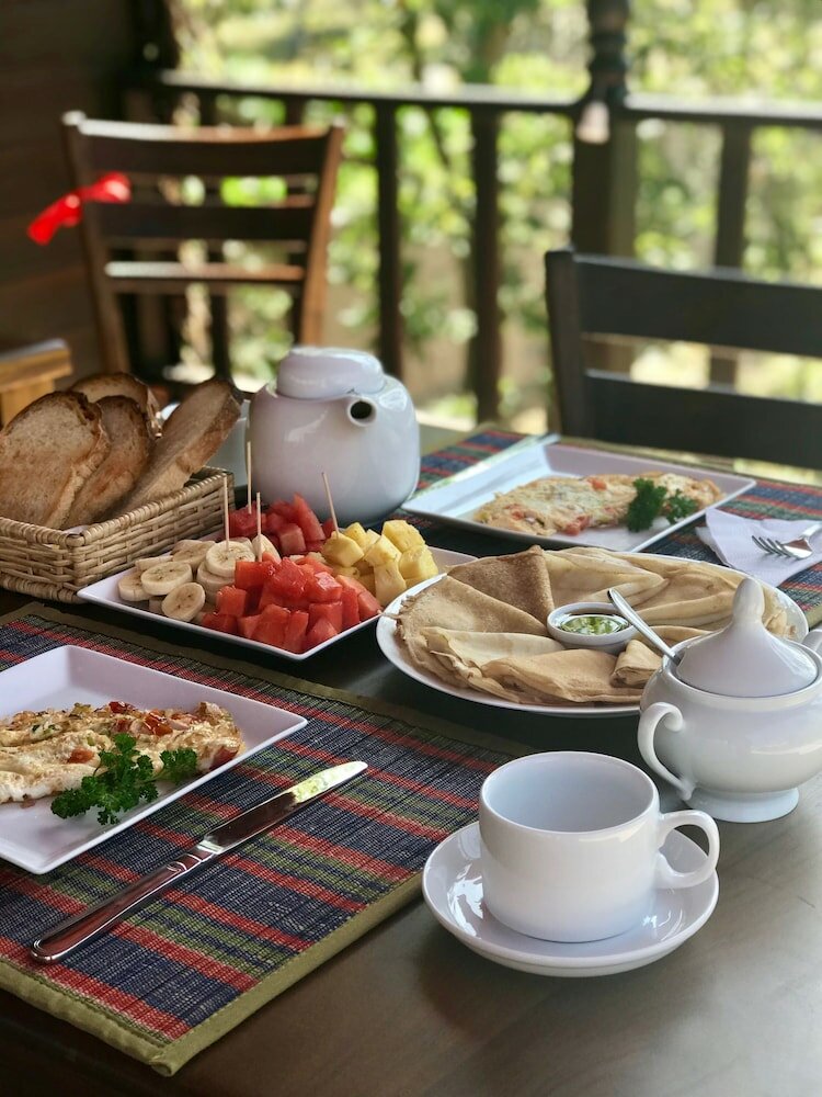 Фото Green Parrot Beach Resort