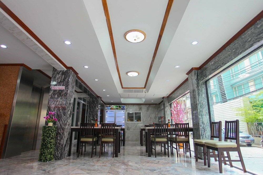 Фото Grand Omari