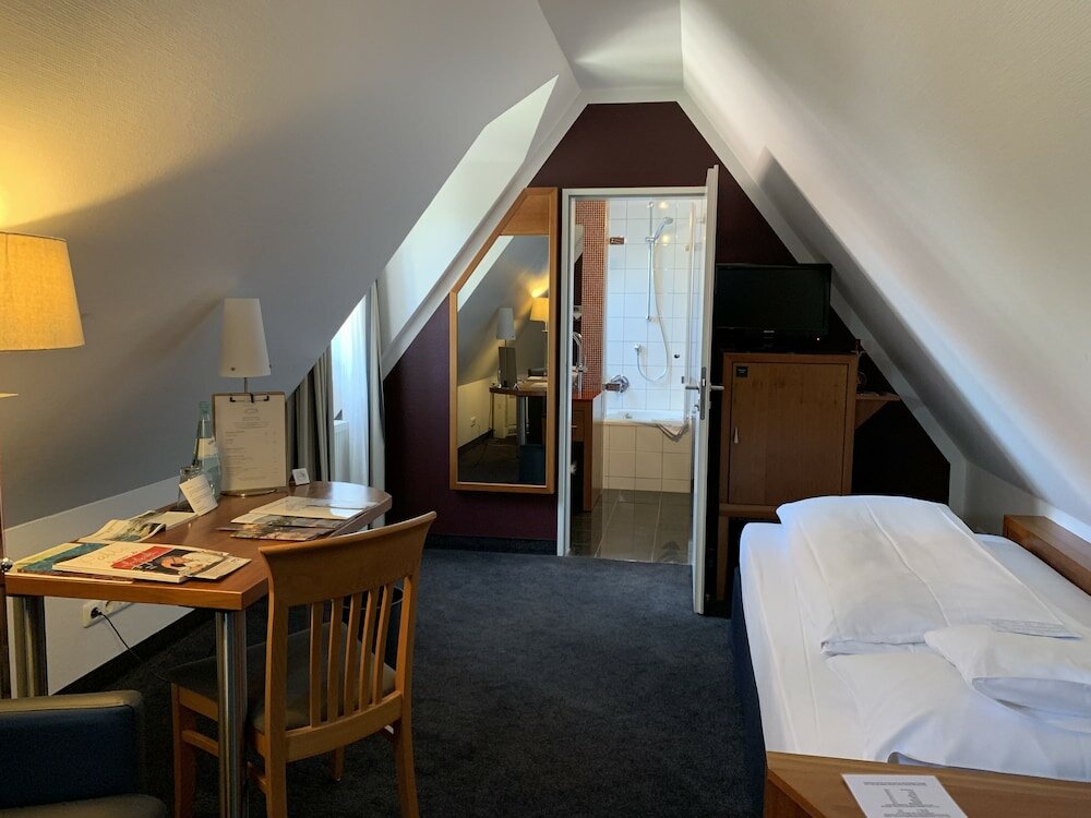 Фото Seehotel Niedernberg - Das Dorf am See