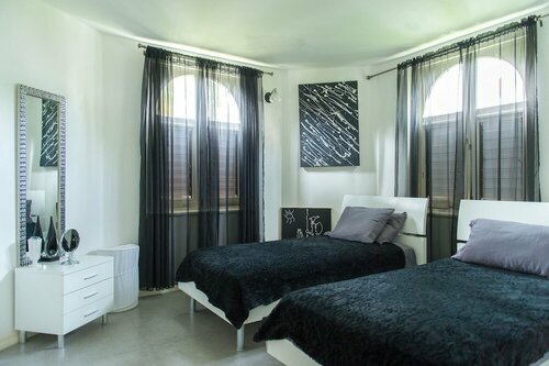 Гостиница SandCastles Deluxe Beach Resort в Очо-Риос