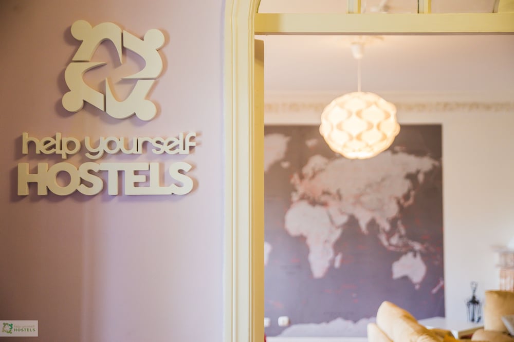 Фото Help Yourself Hostels Carcavelos Coast