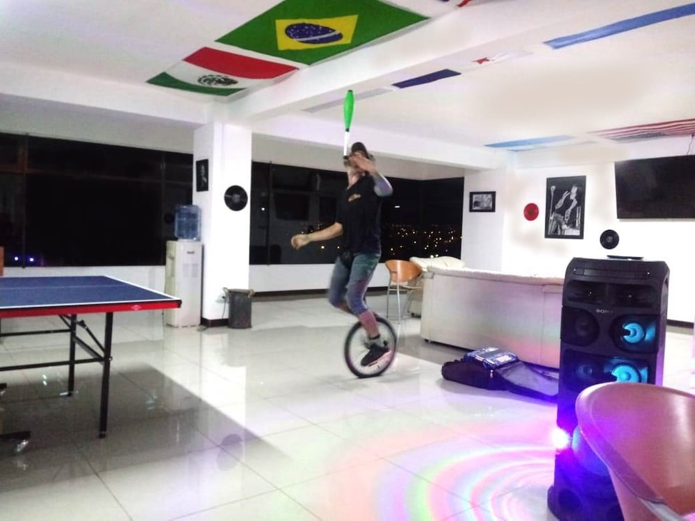 Фото Hostel del Paseo