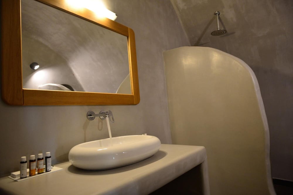 Фото Unique Suites