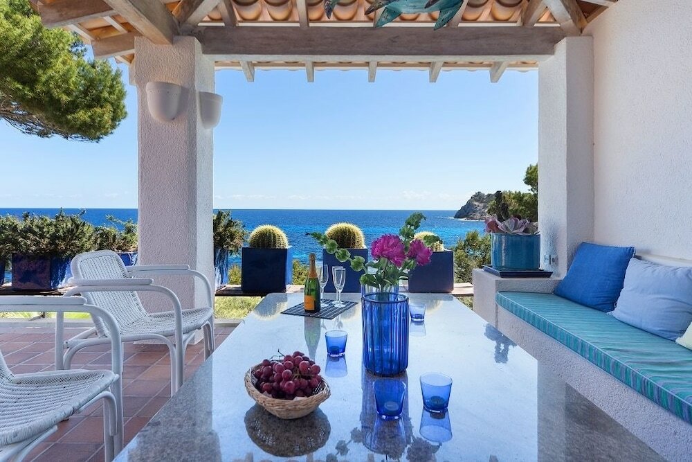 Фото Mallorca front line property sea access