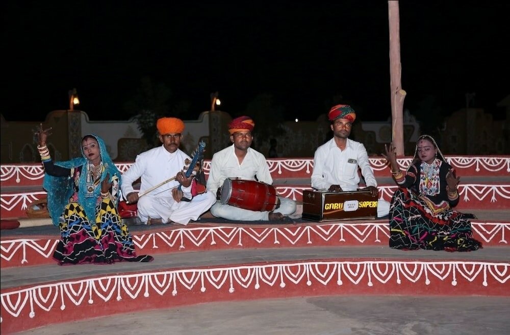 Фото Chokhi Dhani Desert Camp