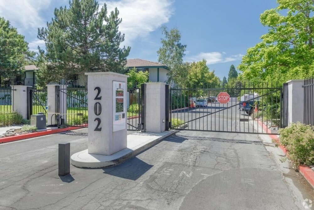 Фото Thunderbird Resort Club