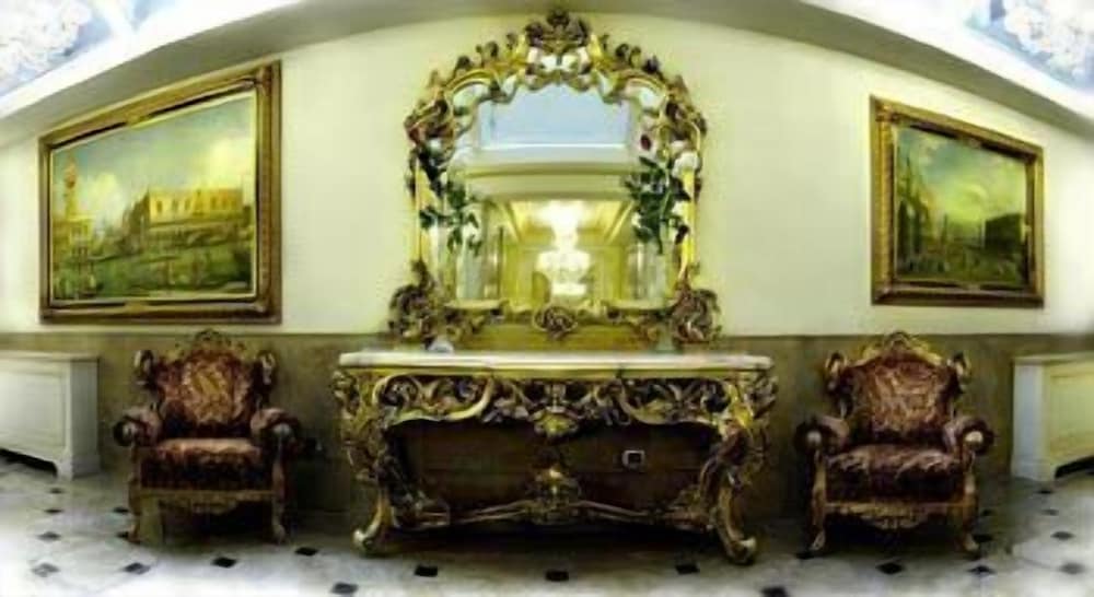 Фото Hotel Belle Epoque