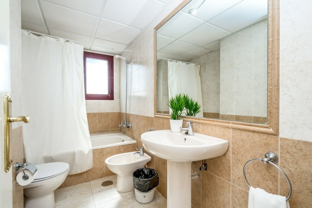 Фото Apartamentos Coral Beach