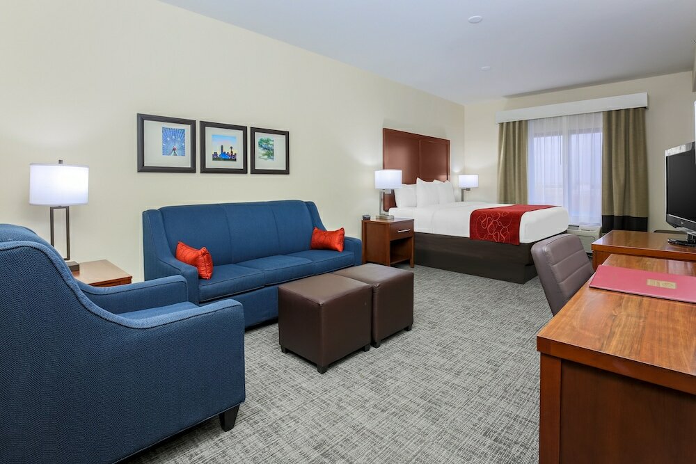 Фото Comfort Suites Dfw North/Grapevine