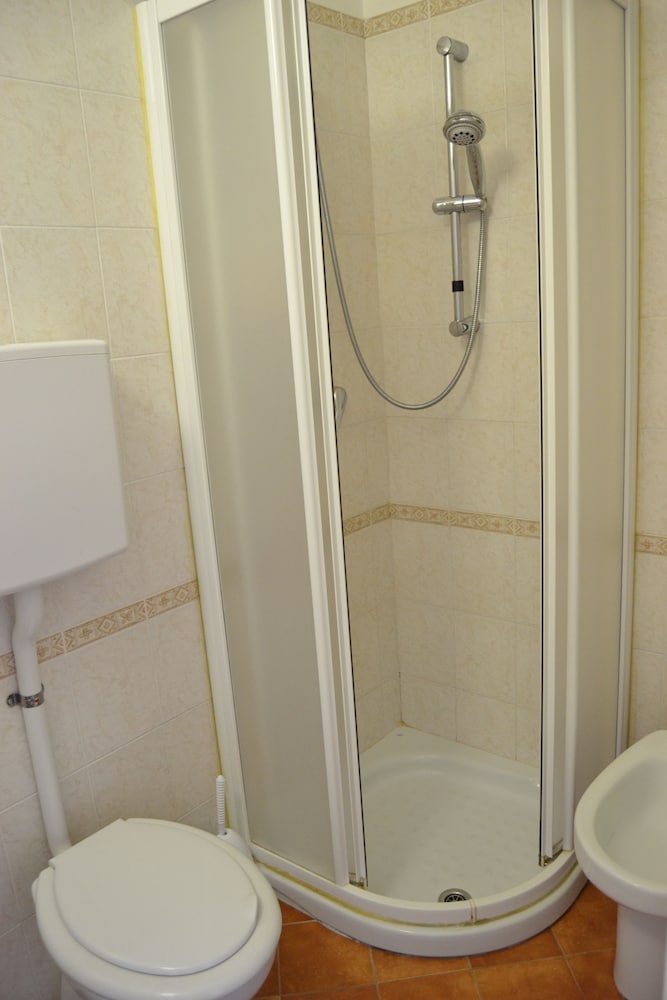 Фото Hotel Apis