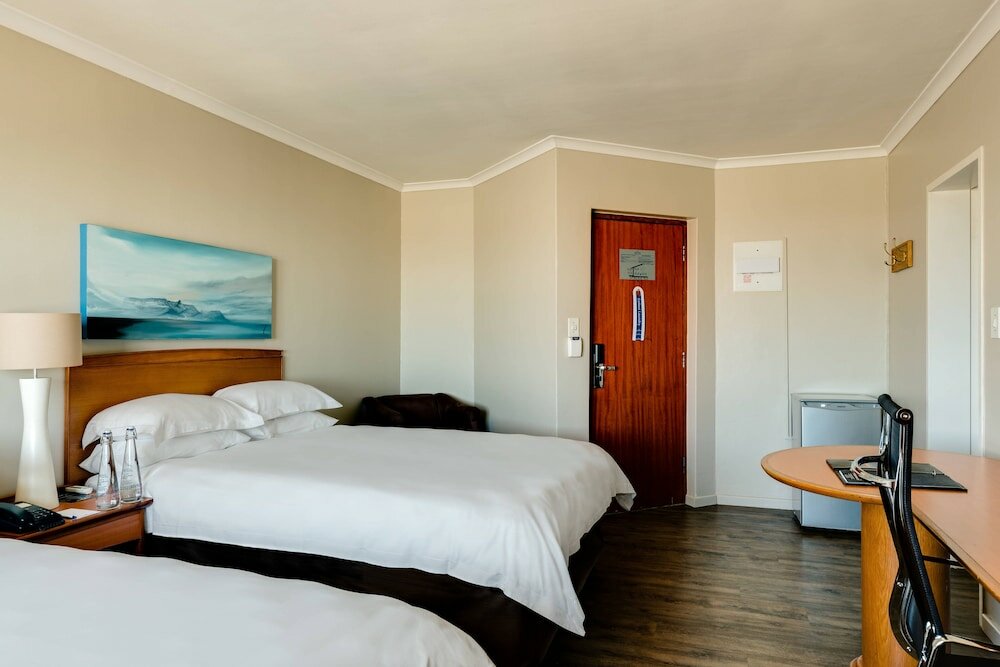 Фото Protea Hotel by Marriott Cape Town Tyger Valley
