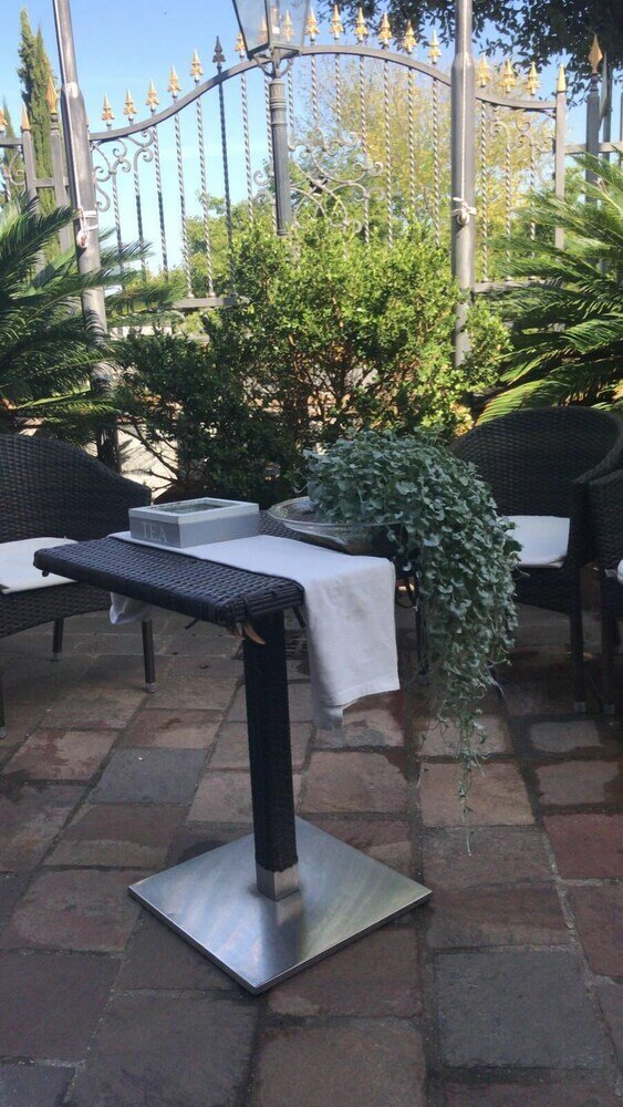 Фото Euro House Inn Airport Hotel & Residence