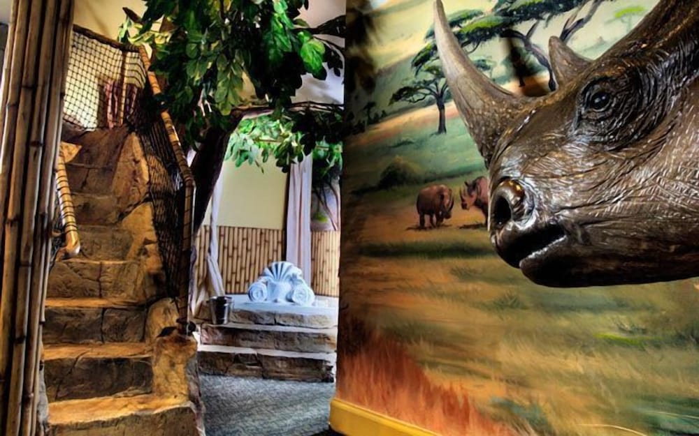 Фото Chateau Avalon, Ascend Hotel Collection