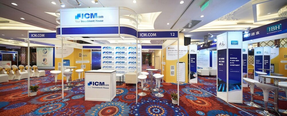 Фото Windsor Plaza Hotel