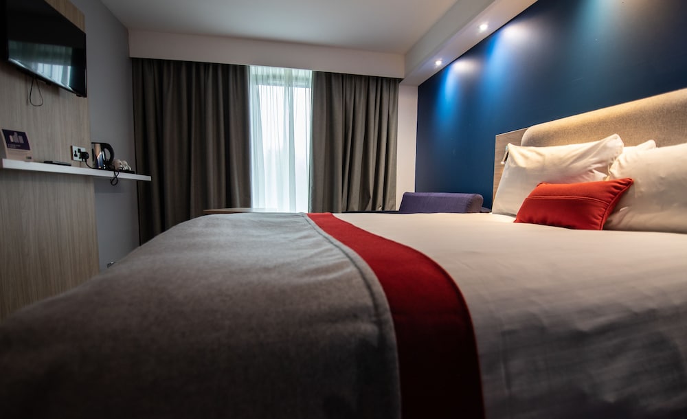 Фото Holiday Inn Express London Stansted Airport, an Ihg Hotel