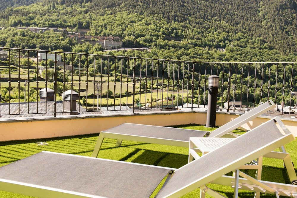 Фото Hotel Cervol