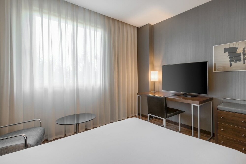 Фото Ac Hotel Coslada Aeropuerto by Marriott