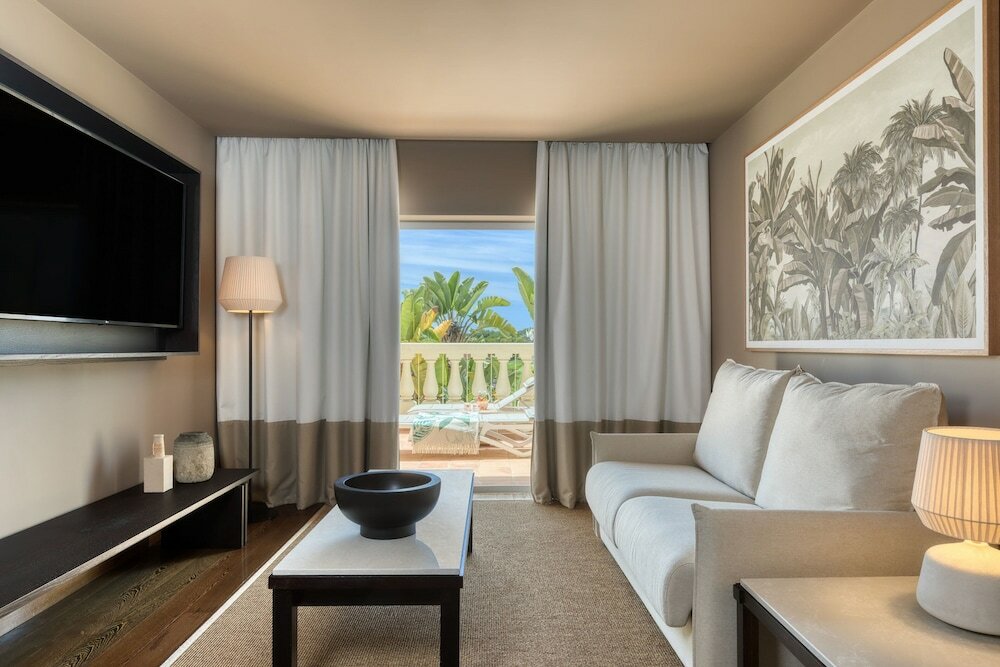 Фото Domes Lake Algarve Autograph Collection