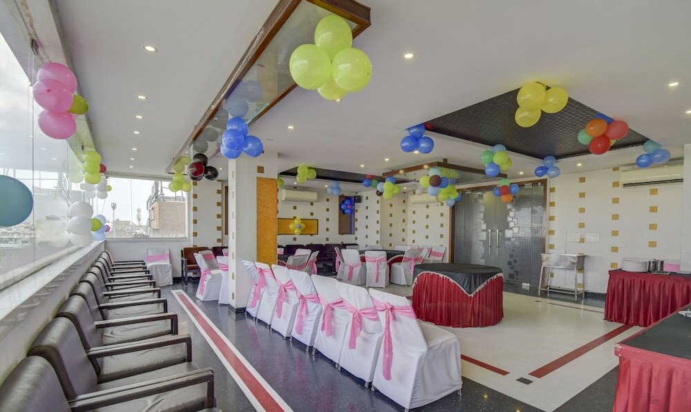 Фото Treebo Trend Rockland Hotel And Restaurant