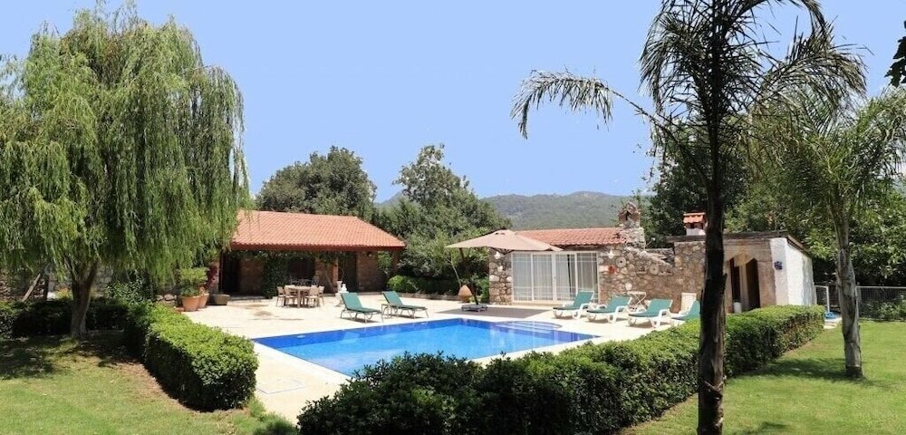 Фото Villa Bln1 by JoyLettings