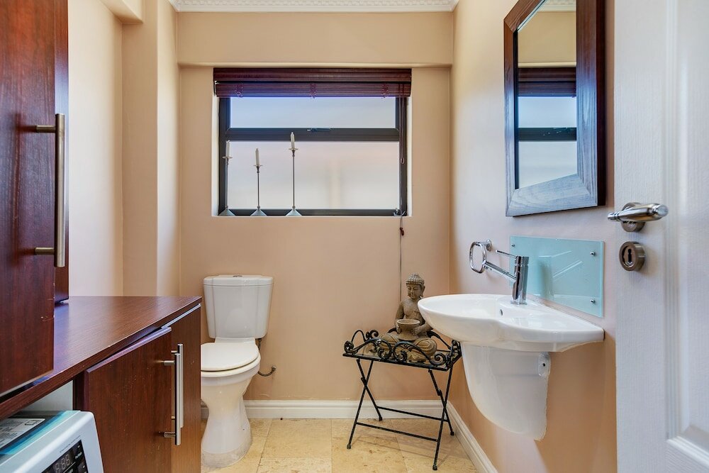 Фото Kingsgate Penthouse 54