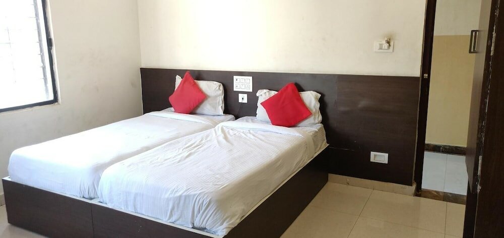 Фото Sri Raghavendra Inn