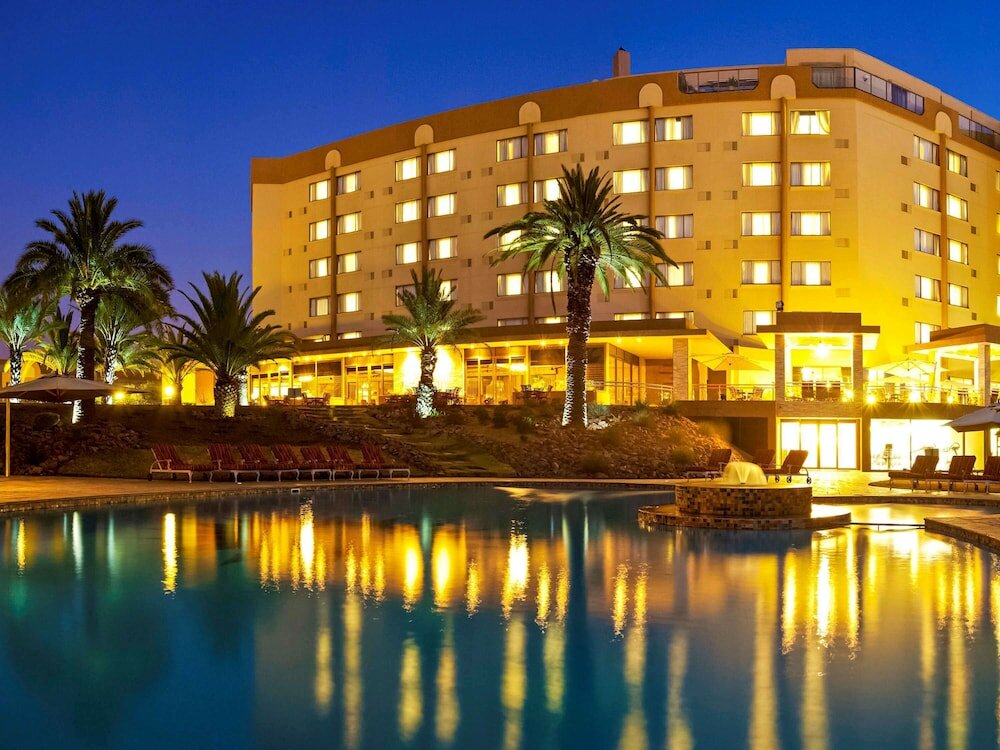 Фото Mövenpick Hotel Windhoek