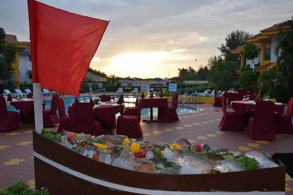Фото Regenta Baywatch Resort Goa